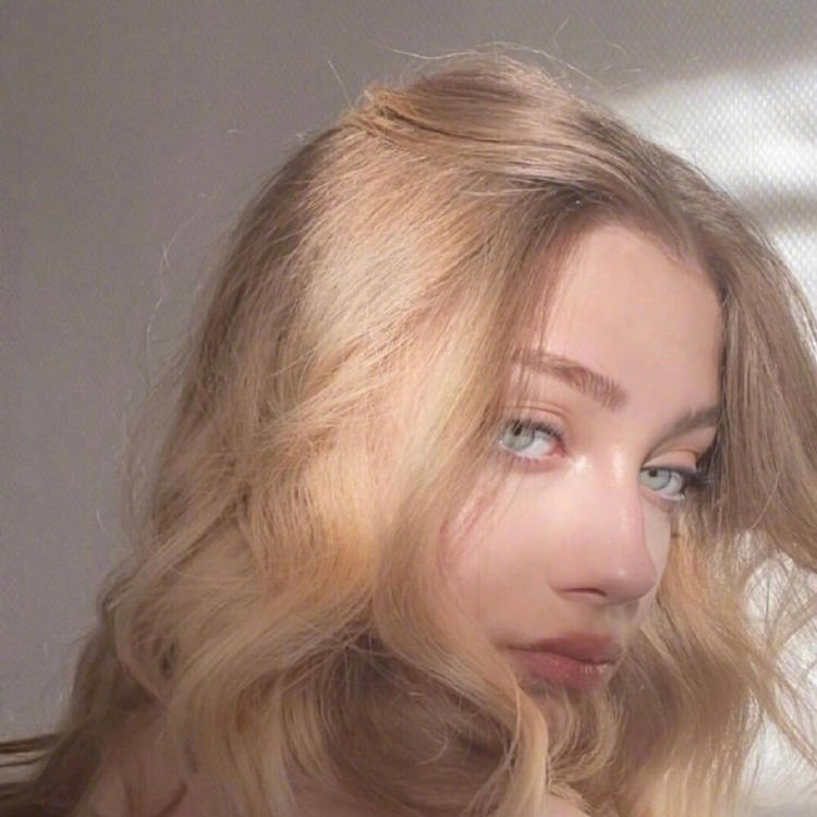 6686体育铁牌作者Gail