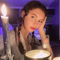 6686体育铁牌作者Yvonne