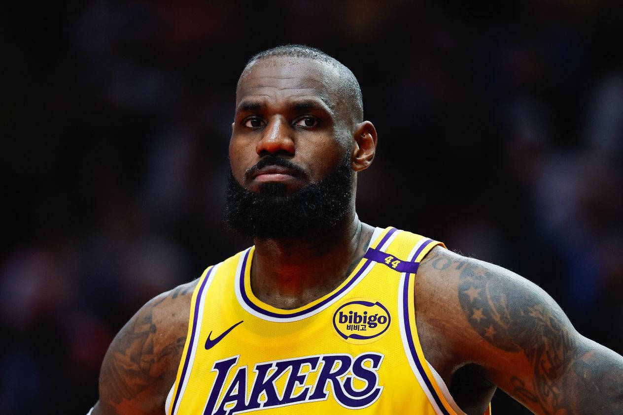 เวด: ผู้เล่นตัวจริงที่ไม่มีเจมส์ช่วยให้เลเกอร์สมองเห็นอนาคตได้ แต่จะเร็วเกินไปที่จะบอกว่าตอนนี้พวกเขาไม่ต้องการเขาแล้ว