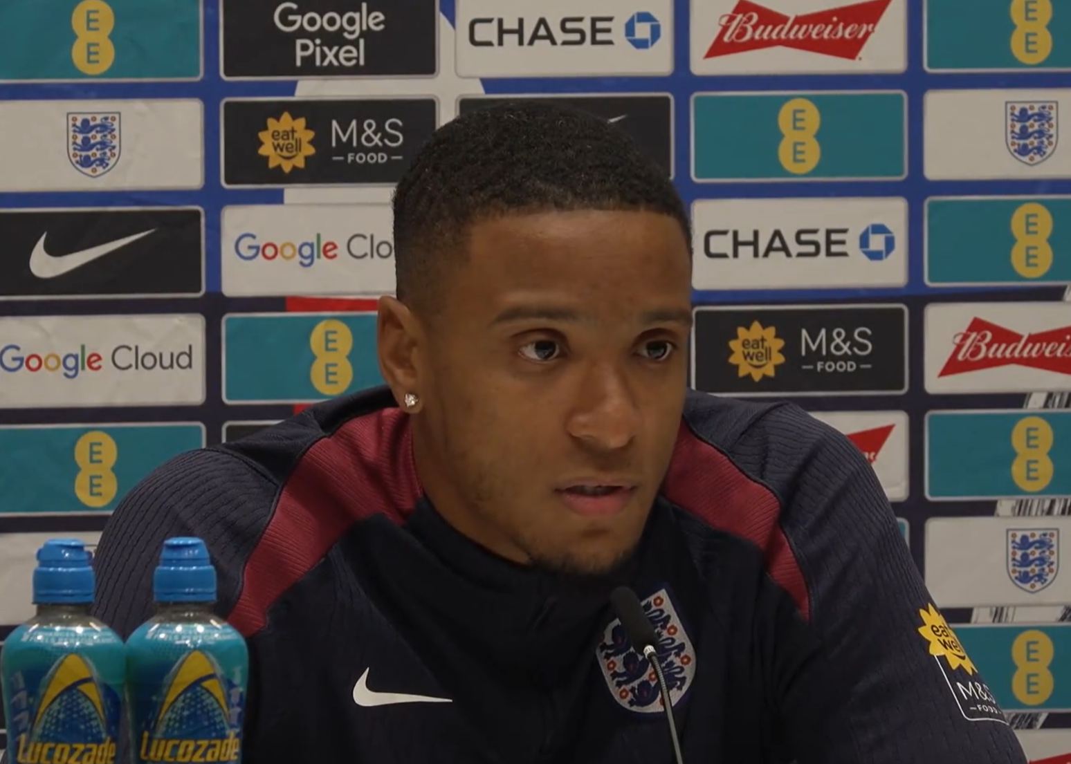 คอนซา : เอเมรี่มีความหมายกับผมมาก ผมสนุกกับกลยุทธ์ของกองหลังตัวกลางที่นำทีมแนวรุกของทีม