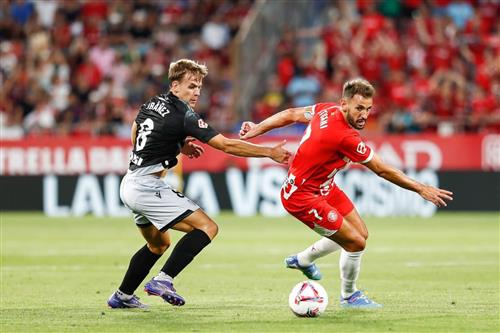 คิโรน่า vs โรโบ