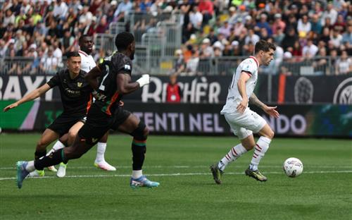 เวนิส vs เอซี มิลาน