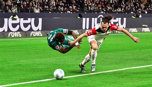 แฟรงค์เฟิร์ต vs เอาก์สบวร์ก