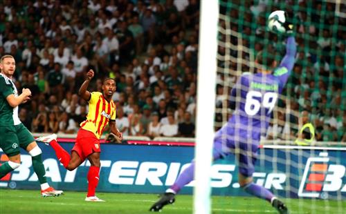 คะแนนย้อนหลัง พานาธิไนกอส vs RC Lens