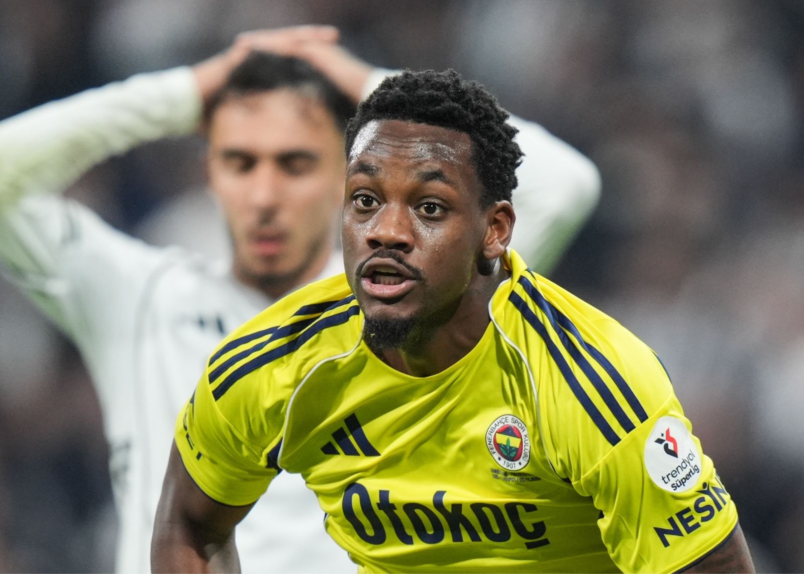 สื่อตุรกี: ดูรานมีสุขภาพแข็งแรงพอที่จะลงเล่นเจอพิลเซ่น แต่เทเดสโก้ไม่เต็มใจที่จะเสี่ยงให้เขาได้เป็นตัวจริง