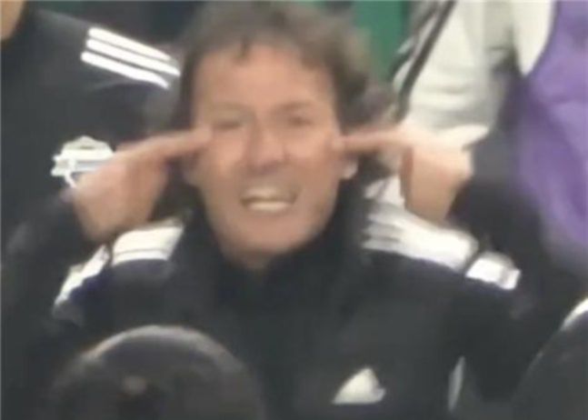 สมาคมผู้ตัดสินฟุตบอลอาชีพแห่งเกาหลีกล่าวหาผู้ช่วยโค้ชชอนบุกเรื่องการเลือกปฏิบัติทางเชื้อชาติที่สร้างความยุ่งยากเกี่ยวกับผู้ตัดสิน